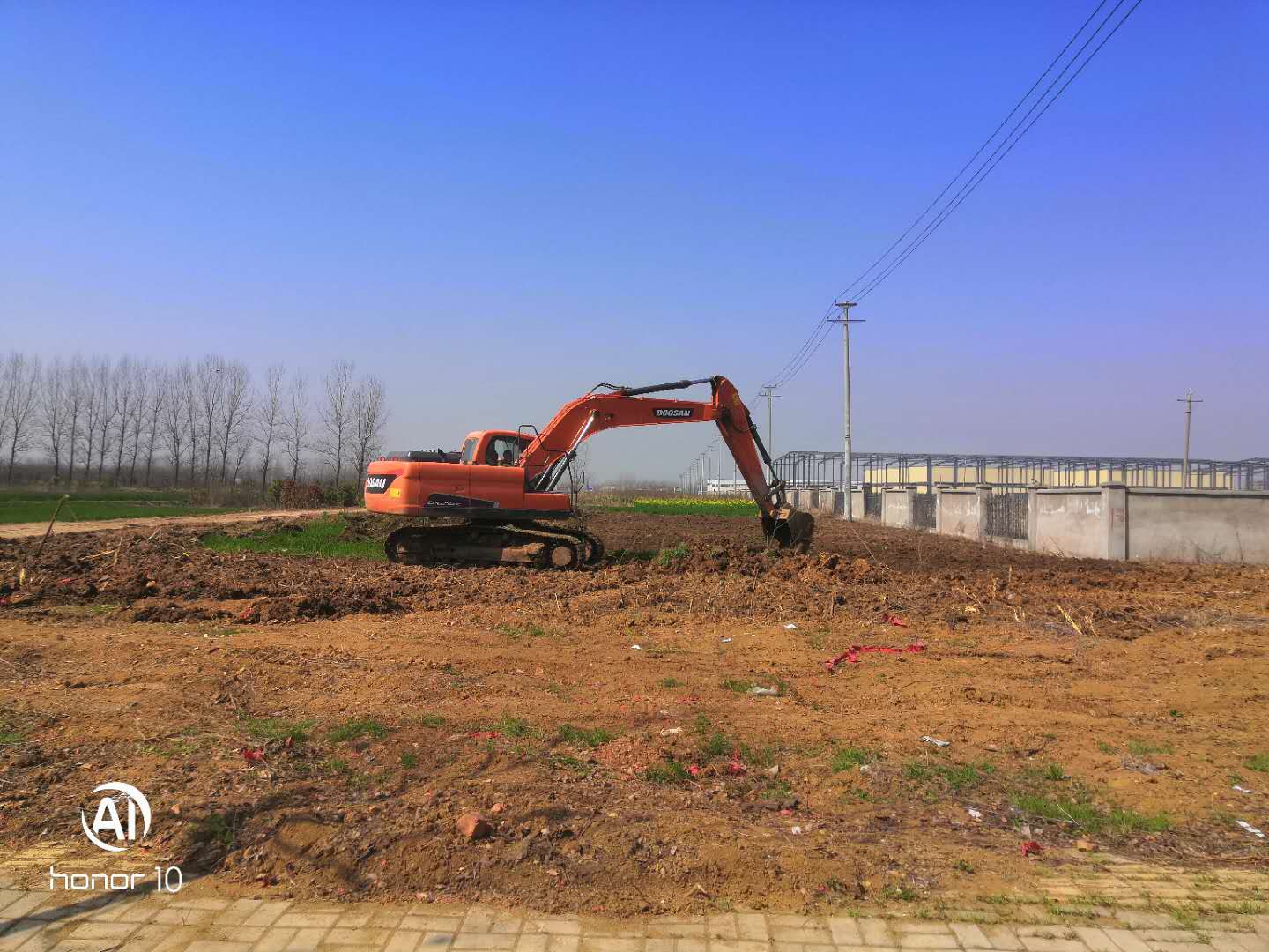 項目建設不停步 攻堅一線戰正酣